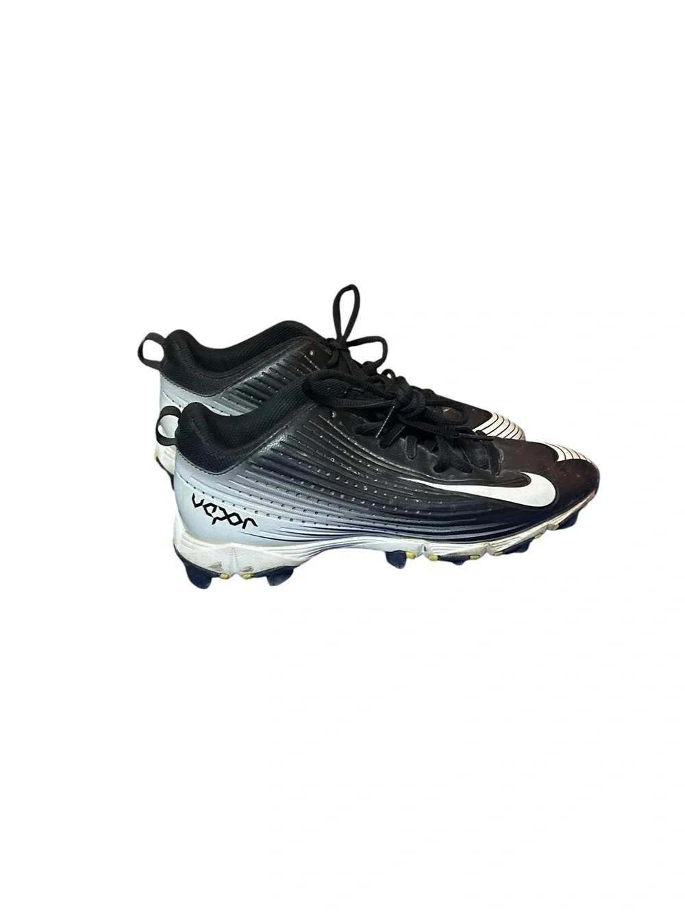 Nike Black and Yellow Softball baseballl plastic molded Cleats — Size 5 youth